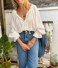 Load image into Gallery viewer, LUNA BLOUSE