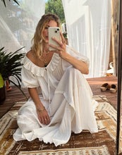 Load image into Gallery viewer, LUNA DRESS short sleeves