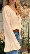 Load image into Gallery viewer, DAISY SHIRT