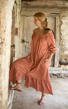 Load image into Gallery viewer, Off the Shoulder Maxi Dress