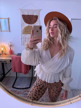 Load image into Gallery viewer, JULIA BLOUSE