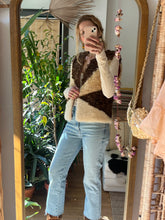 Load image into Gallery viewer, PATCHWORK SHEEPSKIN VEST
