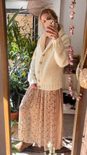 Load image into Gallery viewer, CREMY WOOL CARDIGAN
