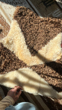 Load image into Gallery viewer, PATCHWORK SHEEPSKIN VEST
