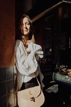 Load image into Gallery viewer, JULIA BLOUSE
