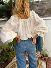 Load image into Gallery viewer, LUNA BLOUSE
