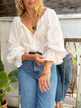 Load image into Gallery viewer, LUNA BLOUSE
