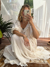 Load image into Gallery viewer, LUNA DRESS short sleeves
