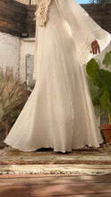 Load image into Gallery viewer, ANGEL'S DRESS
