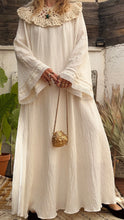 Load image into Gallery viewer, ANGEL'S DRESS

